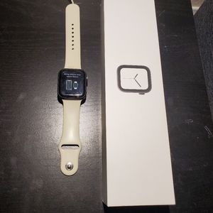 Apple watch series 4